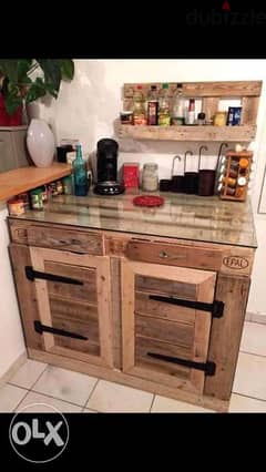 Kitchen palette wood indoor comod طاولة مطبخ خشب مع درف 0