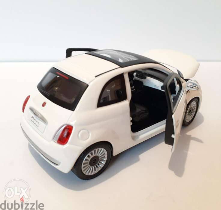 Fiat 500 diecast car model 1:24. 6