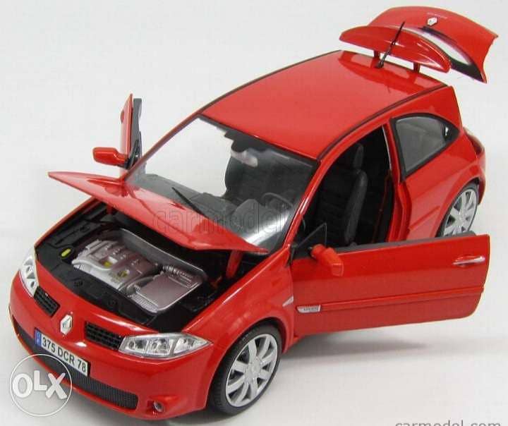 Renault Megane Sport diecast car model 1:18. 5