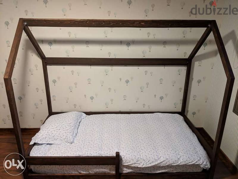 Designed Baby bed king size تخت أطفال حجم كبير 1