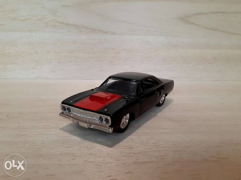 '70 Plymouth Road Runner diecast car model 1:32. 0