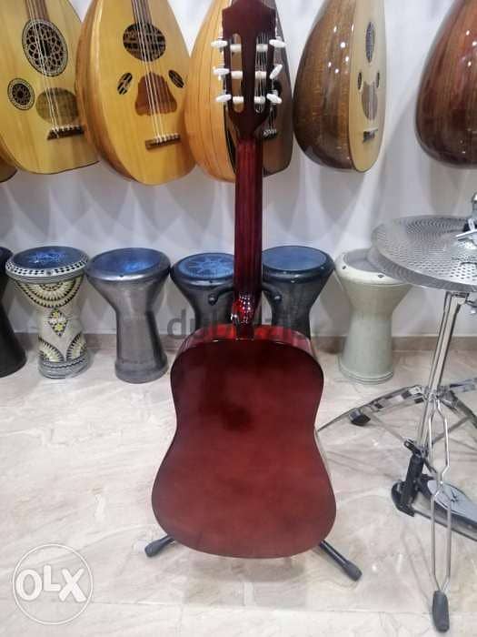 New classic guitars with bag and pics free 4