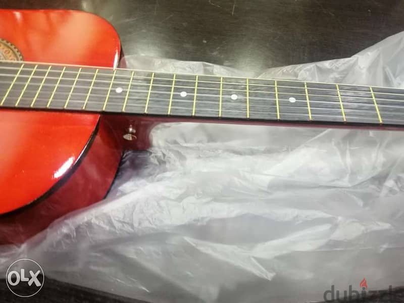 New classic guitars with bag and pics free 7