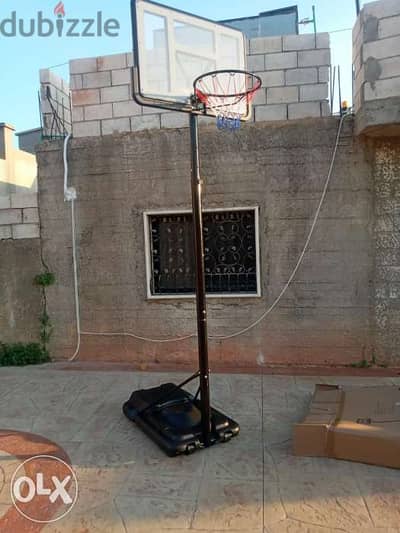 Basketball hoop