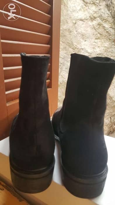 Black suede ankle boots 41 بوط شاموا 4