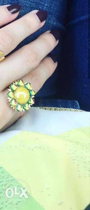 Designer Gold Plated Flower Ring.