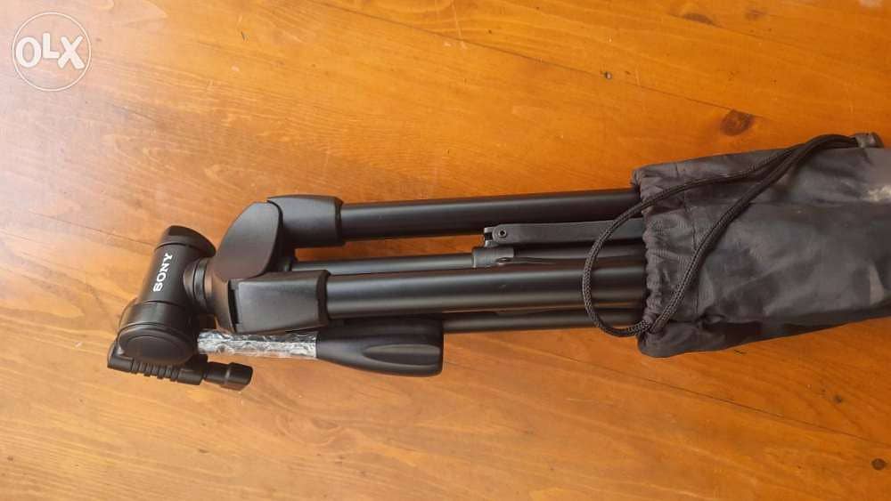 Sony tripod VCT-R100 0