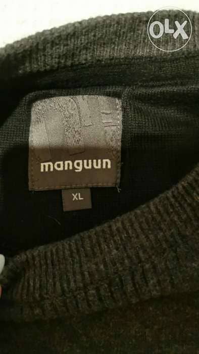 Manguun Sweater 1