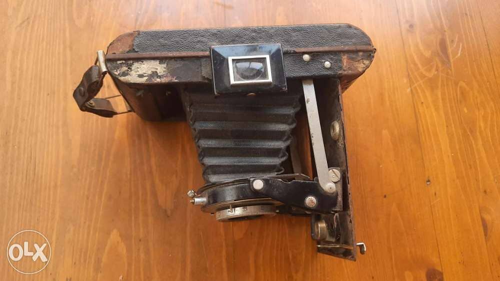 Antique Folding Brownie six - 20 KODAK WITH Dakon Shutter 0