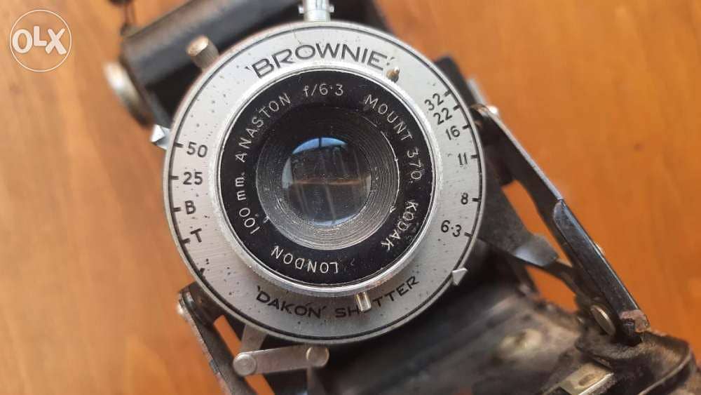 Antique Folding Brownie six - 20 KODAK WITH Dakon Shutter 2