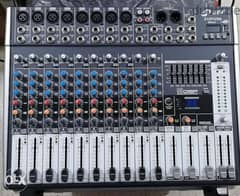 mixer powered 800w,12 channel with usb play,new in box not used