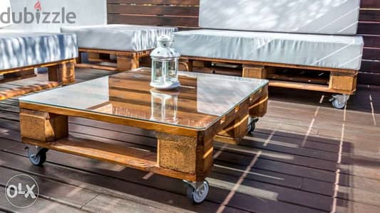 Coffe pallet table with glass طاولة قهوة مع زجاح