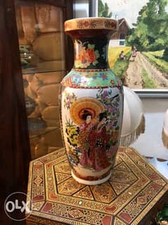 chinese vase فاز صيني قديم ولا اروع بورسلان مميّز للغاية شغل دقيق جدا