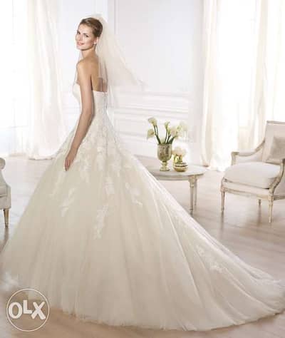 Pronovias wedding dress