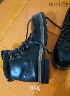 Shoes for men. Size around 40 0