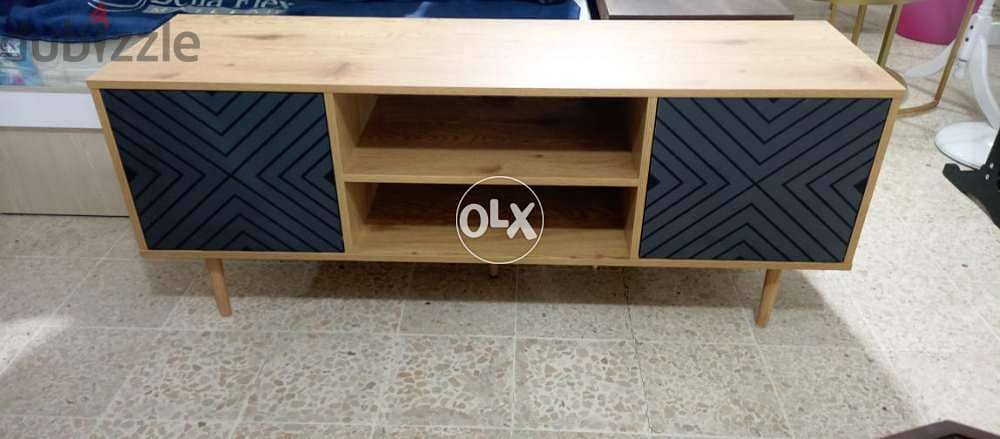 Tv table. TV طاولة 1