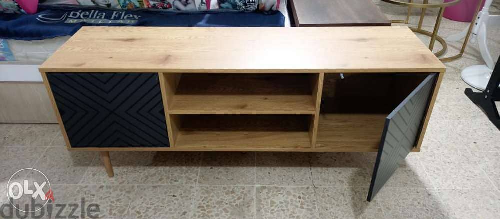 Tv table. TV طاولة 3