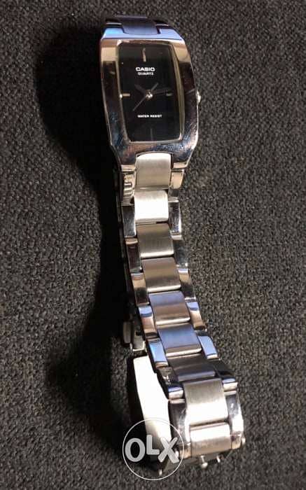 accesories for women, ساعة watch, casio brand, silver and black color, 5