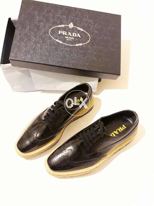 Authentic Prada brogues boots. 37 size. 6
