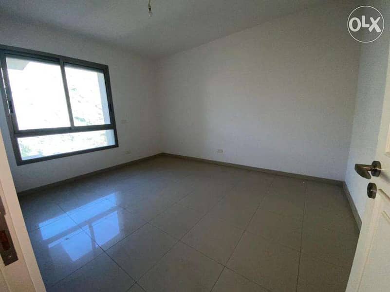 240 m2 3bedrooms apartment with Sea & Mountain View for sale in Zalka 4