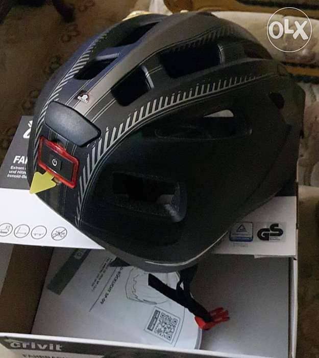 Helmet  crivit orginal   and spare parts New L/xL 4