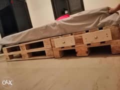 تخت مجوز مع ٣ جوارير طبالي خشي wood creative palett bed with 3 trays