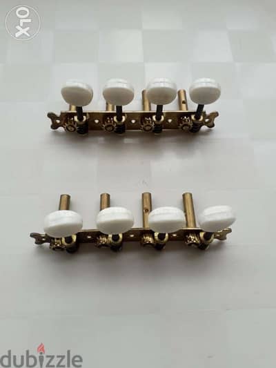 Mandolin - Tuning pegs