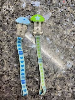pacifier holder clip