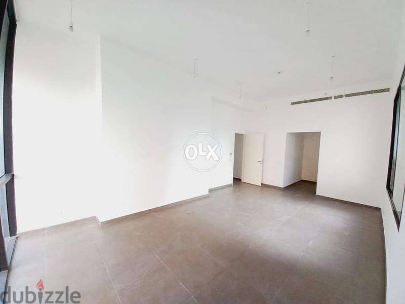 AH22-750 Office for rent in Beirut, Unesco, 140m2, $1,500 cash 0