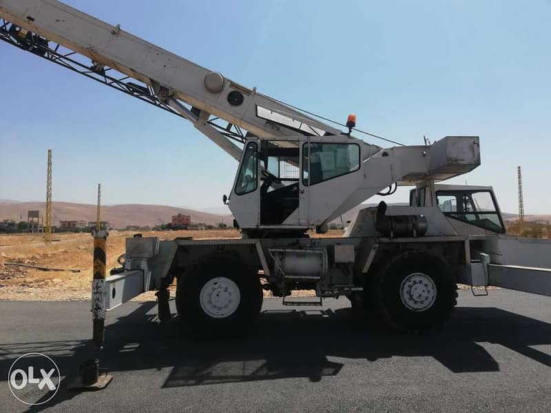 ونش دواليب Rough terrain Crane GROVE 5