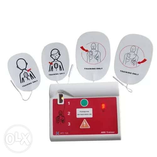 AED trainer جهاز مزيل الرجفان الآلي للتدريب 0