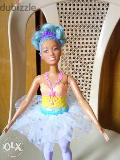 DREAMTOPIA Barbie CURVY RAINBOW FAIRY like new Mattel 2017 doll=15$