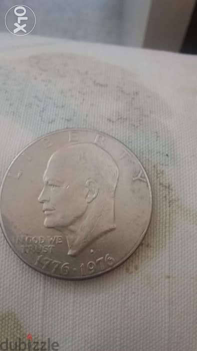 One USA Dollar 200 years memorial President Esienhwor year 1976