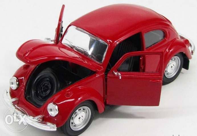 Beetle VW diecast car model 1:24. 3