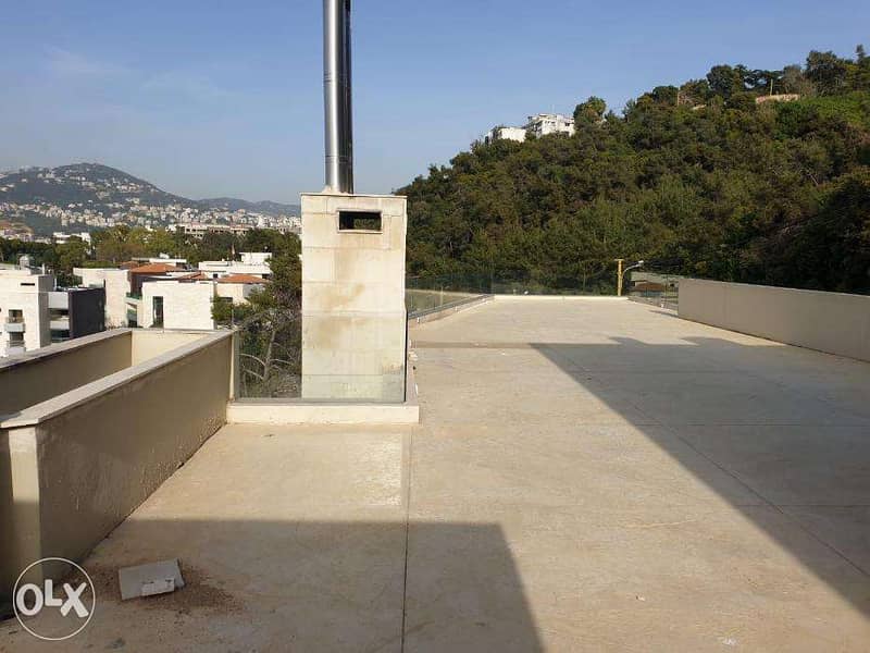 770 m2 apartment+600m2 terrace + open View for sale in Yarzeh / Baabda 1