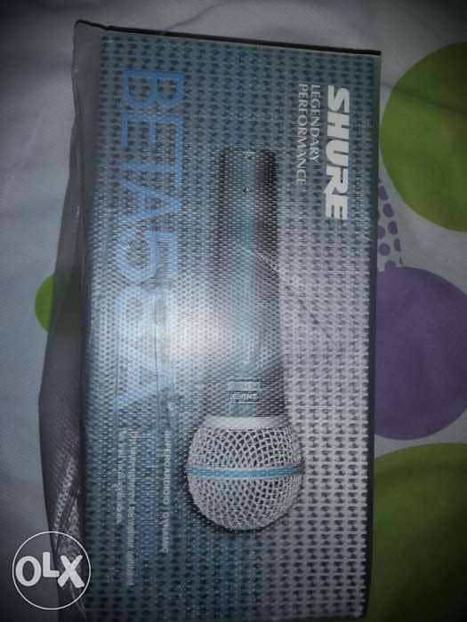 Shure beta 58A microphone 2
