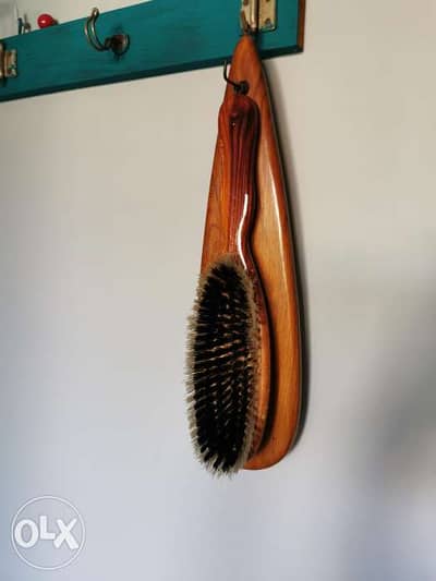 Vintage wooden clothes brush