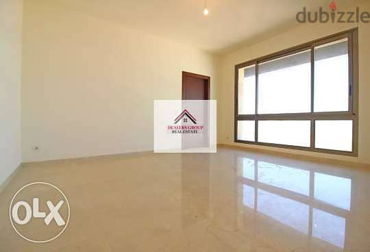 Spacious Apartment with a Beautiful Sea View For Sale in Achrafieh 5