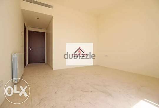 Spacious Apartment with a Beautiful Sea View For Sale in Achrafieh 6