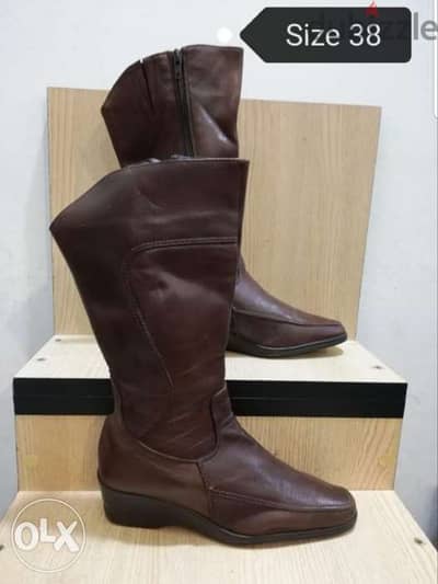 Brown bottines size 37