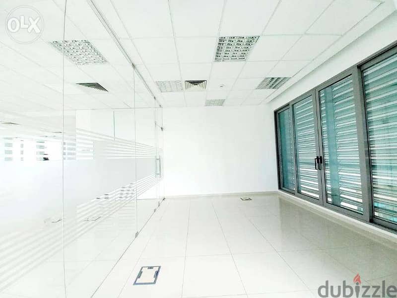 AH22-732 Office for rent in Beirut, Sin El Fil, 250m2, $2,916 cash 0