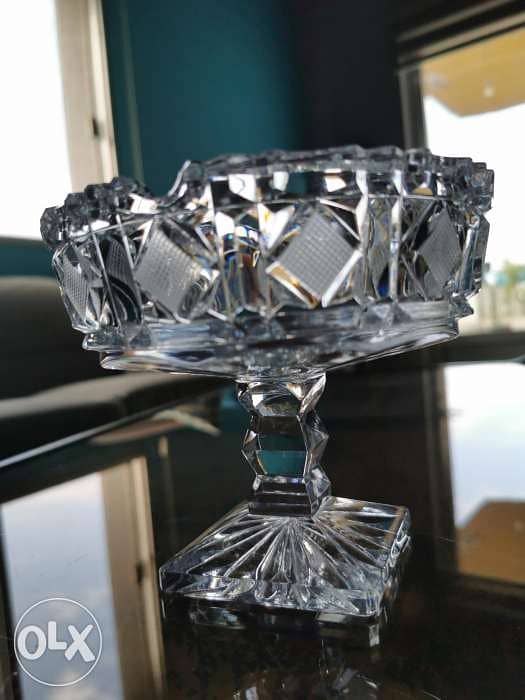 Vintage crystal footed ashtray 2