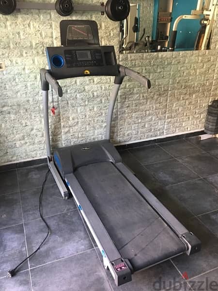 treadmill like new very good quality 0