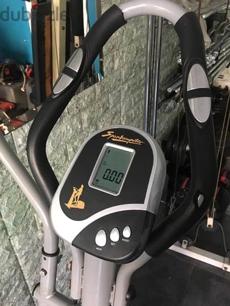 big elliptical and Byke heavy duty like new 70/443573 whatsapp RODGE 3