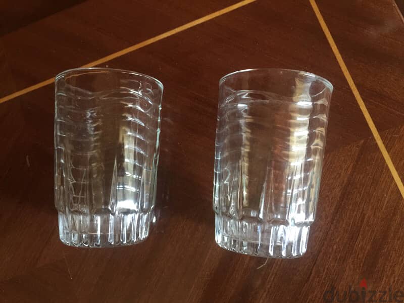 2 Vintage Small Glass Cups - كوبين زجاج قديمين 4