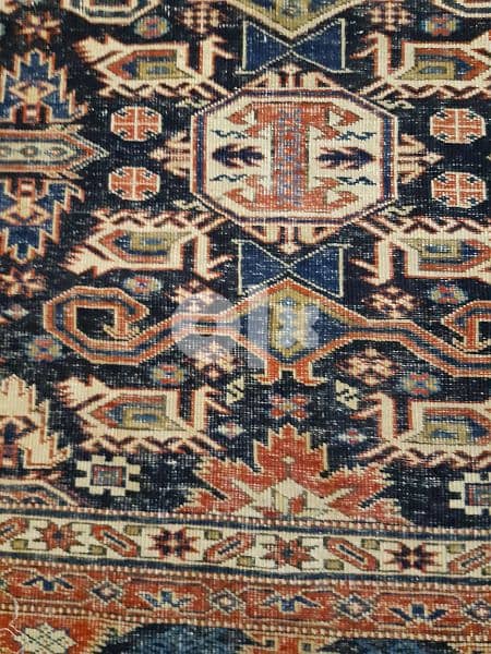 paire of carpet 3