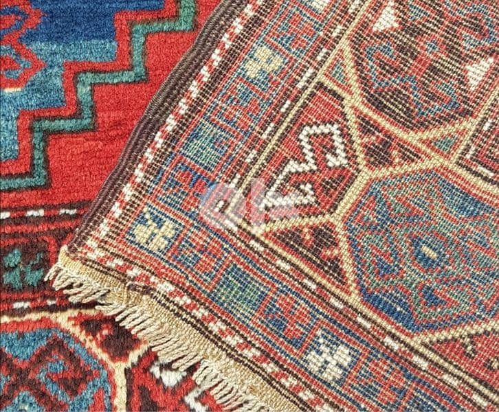 paire of carpet 6