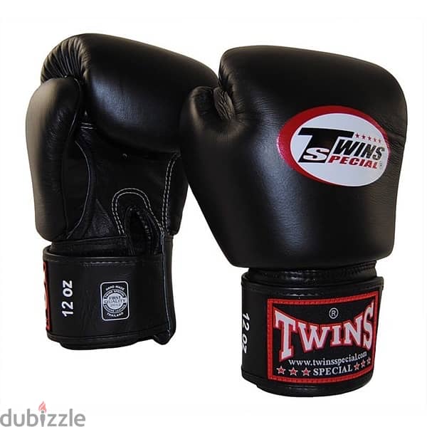 Twins Muay Thai Gloves 1
