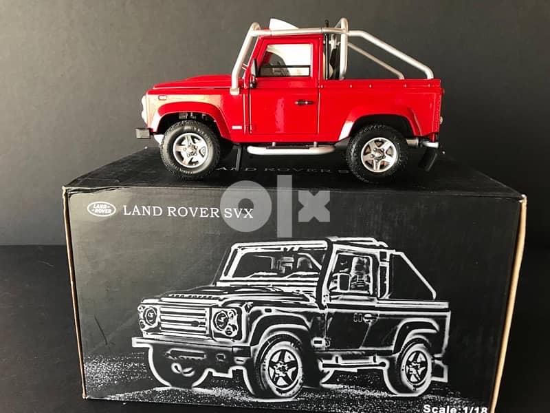 1/18 diecast Full opening Landrover Defender 4X4 NEW BOXED 2