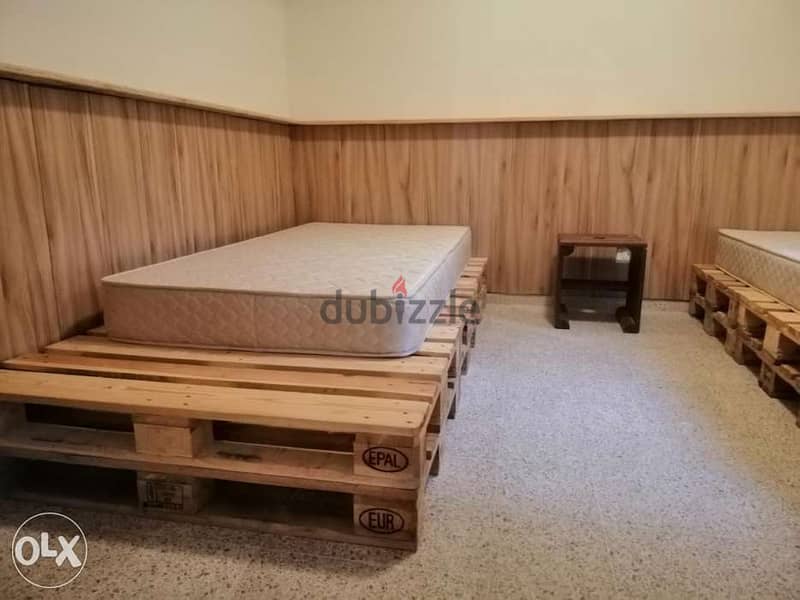 Pallets bed wood decorative تخت خشب طبالي مفرد 120 1